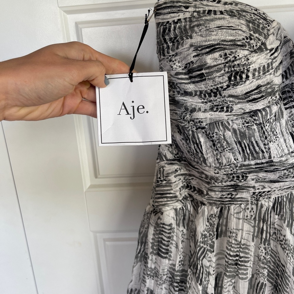 Incredible Aje sample dress - Picture 4 of 5